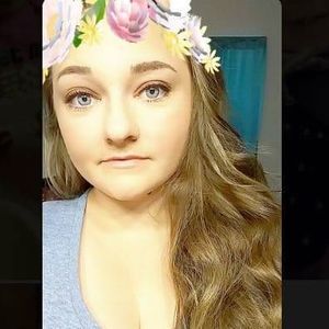 Meet your Posher, Haylee